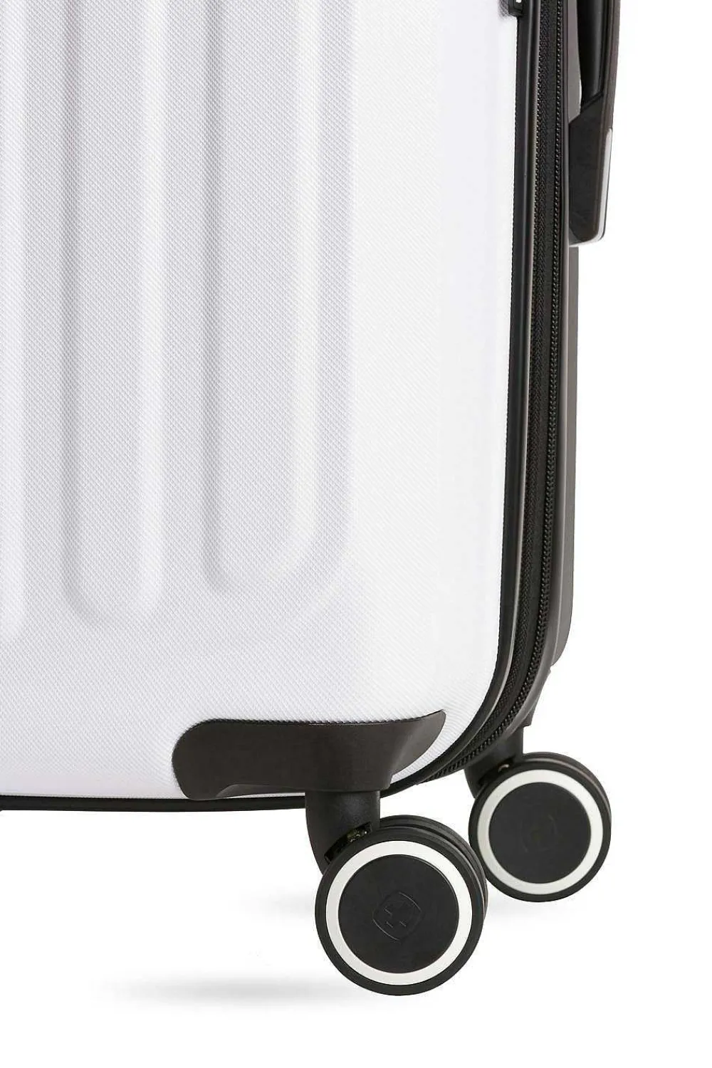 SWISSGEAR 8028 24" Expandable Hardside Spinner Luggage> Hardside