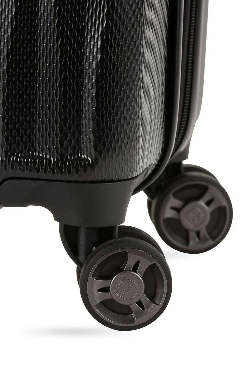 SWISSGEAR 7272 19" Usb Energie Expandable Carry On Hardside Spinner Luggage> Carry-On