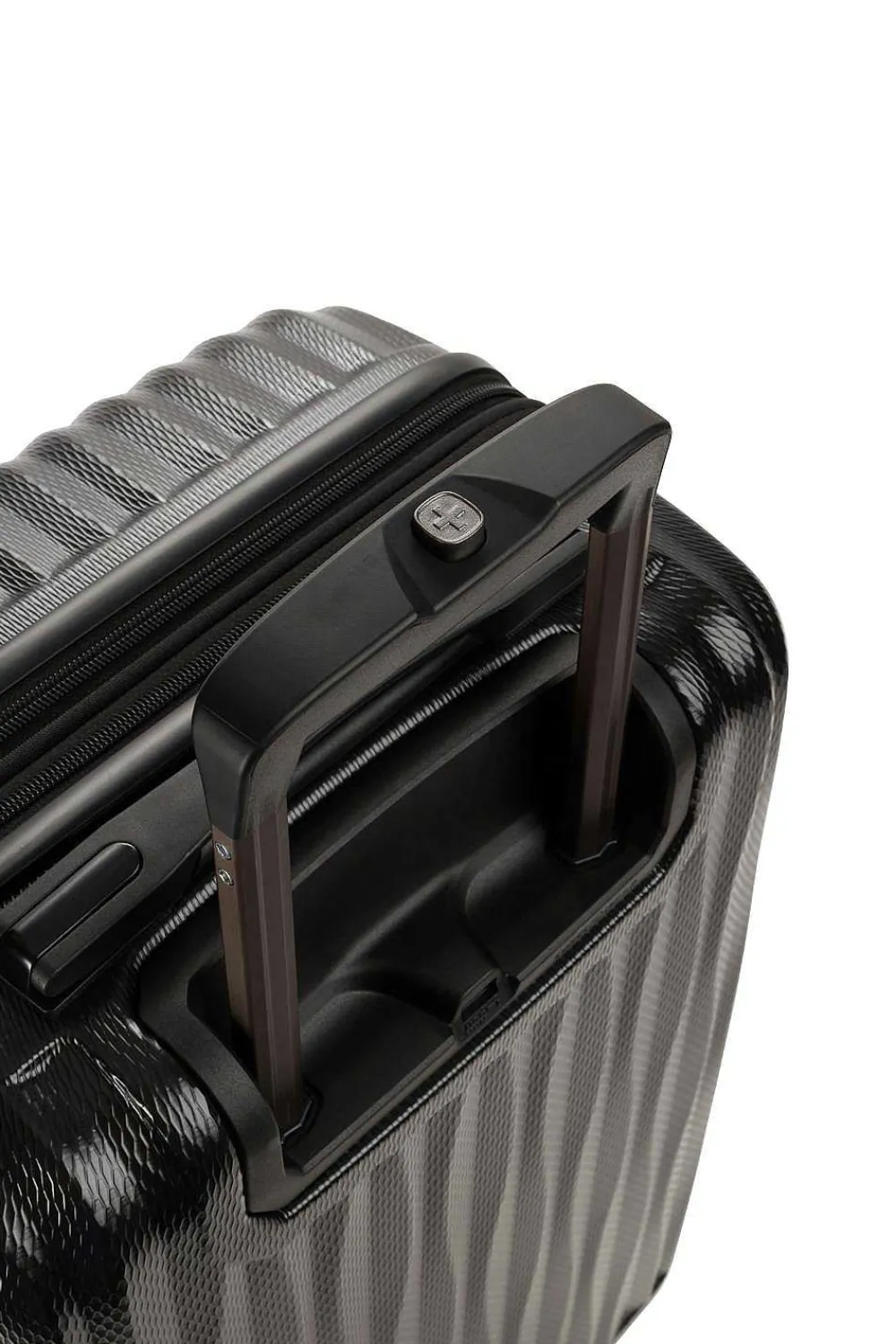 SWISSGEAR 7272 19" Usb Energie Expandable Carry On Hardside Spinner Luggage> Carry-On